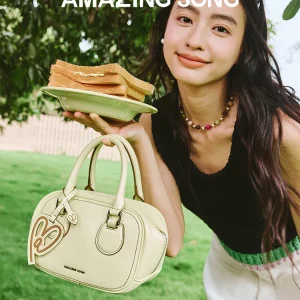 Amazing Song Toast Bag S Handbag